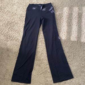 Athleta bell bottom stretch pants, size small tall